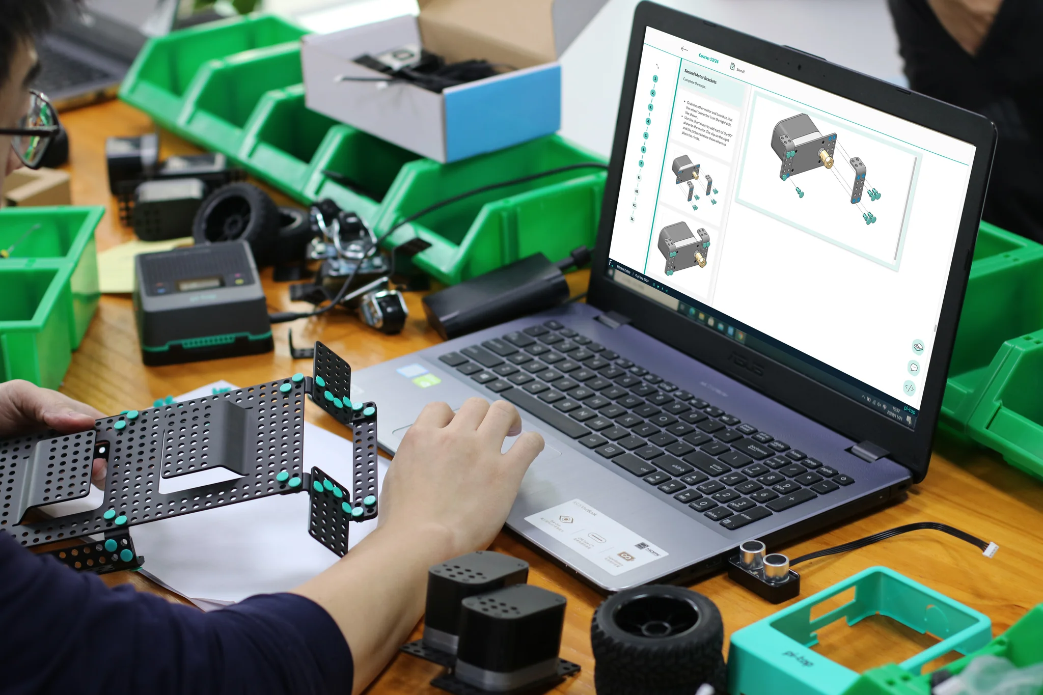 pi-top CS + STEM LIVE Online PD - Image 3